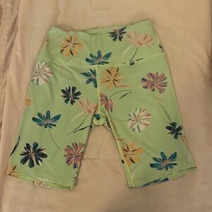 O’Neill Floral Green Biker Shorts 6” inseam